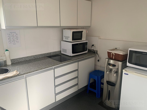 Edificio De Oficinas En Venta En Vicente Lopez