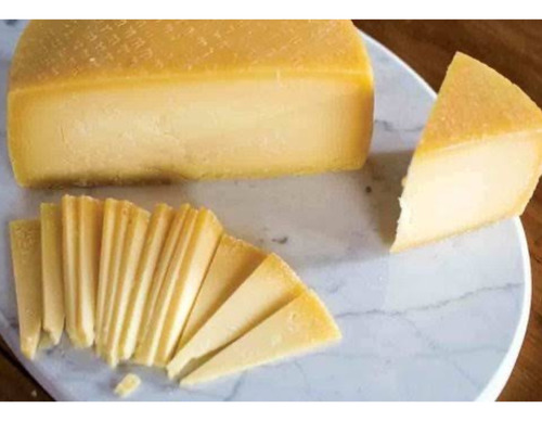 Queso De Cabra Ahumado