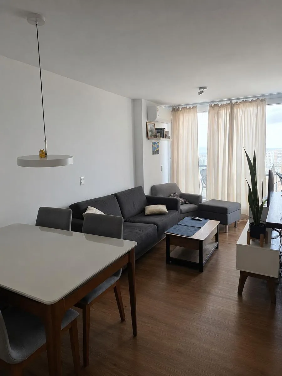 Alquiler Apartamento 2 Dormitorio Con Garaje, En Centro · Foto 3