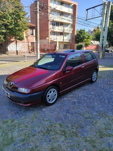 Alfa Romeo 145 2.0 Quadrifoglio
