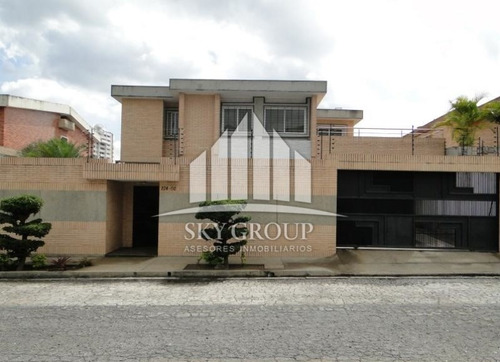 Imagen 1 de 18 de Gabriel Rivas Vende Casa En Urb. Valles De Camoruco Cod: Mac-419