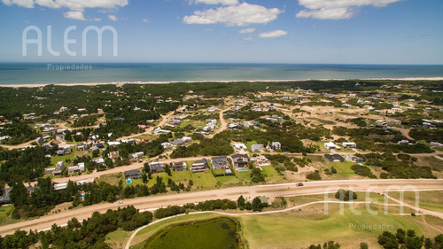 Terreno En Venta En Costa Esmeralda Residencial 1