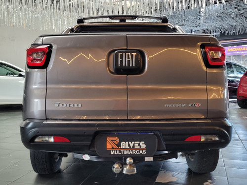 Fiat Toro 2.0 16V TURBO DIESEL FREEDOM 4WD AT9