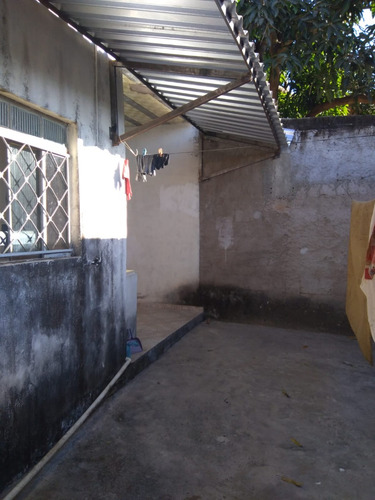 Vendo Excelente Imóvel Com Duas Casas Independentes - Frimisa / Santa Luzia - Mg