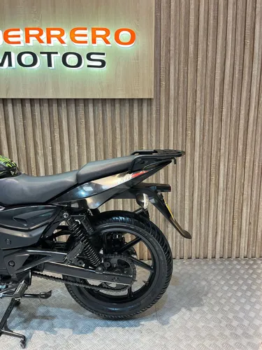 Bajaj Pulsar 180 Fi Neon 2022