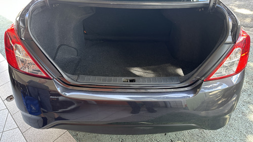 Nissan Versa V-Drive 1.6 Plus Cvt 4P