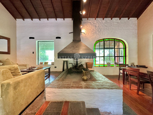 Casa En Venta En El Moro