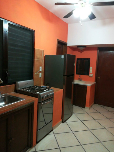 Imagen 6 de 13 de Renta Departamento Amueblado Y Local Comercial En Centro