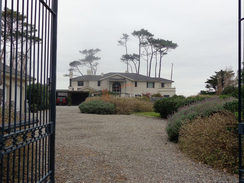 Imagen 26 de 30 de Espectacular Casa En Venta Y Venta En Punta Del Este, Pinares Frente A La Playa Mansa!