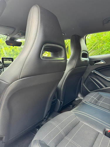 Mercedes-Benz Classe GLA 1.6 Advance Turbo 5p