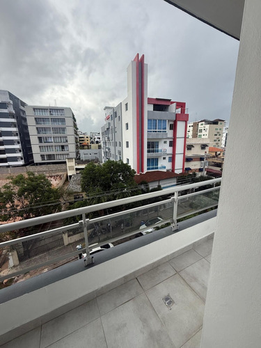 Apartamento En Alquiler Amueblado En Bella Vista