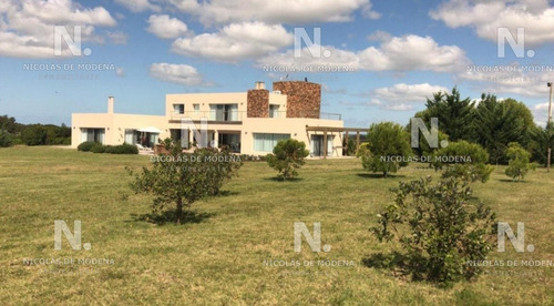Espectacular Finca- Ref: 2512