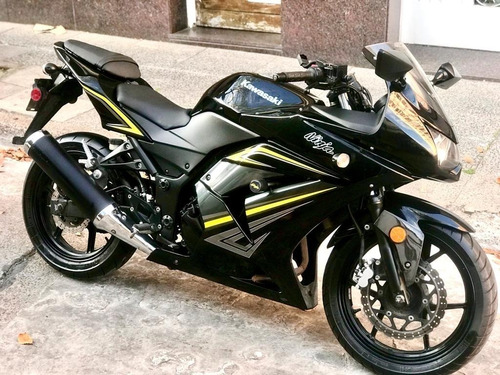 Imagen 1 de 9 de Kawasaki Ninja 250 Ex