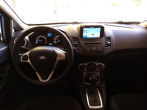 Imagem 7 de 12 de New Fiesta Hatch Se Plus 1.6 Flex Automático - 2018