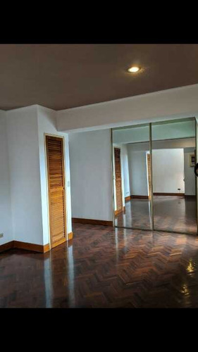 Imagen 12 de 20 de Se Vende Apto 165m2 3h+s/2.5b+s/4p La Castellana
