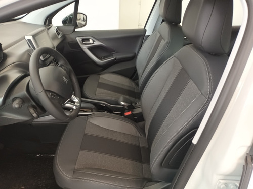 Imagen 15 de 17 de Peugeot 2008 2022 1.6 Thp Sport Tip