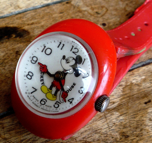 Mickey Mouse Reloj Suizo Cuerda Bradley Disney Rojo 6219swt