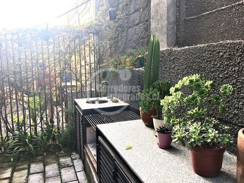 Imagen 11 de 16 de Departamento En Arriendo De 1 Dorm. En Providencia