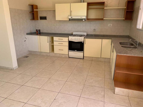 Casa Duplex En Venta Jardines Del Jockey