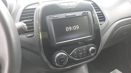 Imagem 5 de 10 de Renault Captur Intense At. 19/20