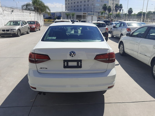 Imagen 15 de 15 de Volkswagen Jetta 2016