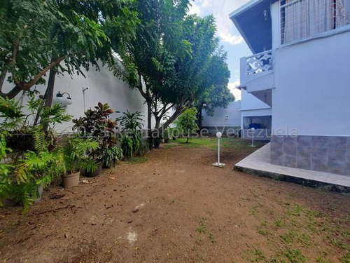 Casa En Venta En Castillejo Mls #24-3074