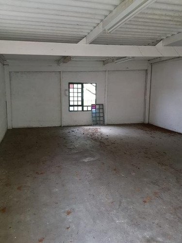 Casa Comercial Para Locação Em Embu Das Artes, Centro, 3 Dormitórios, 2 Banheiros, 2 Vagas - 530_2-848336