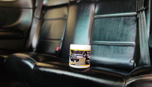 Abrillantador Gel De Silicon Automotriz Con Esponja Y Aroma Color Agua