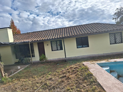 Casa 100% Solida De 148 M2 Construidos Y 5.000 M2 De Terreno