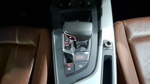 Audi A4 2.0 MHEV 40 TFSI DYNAMIC DCT