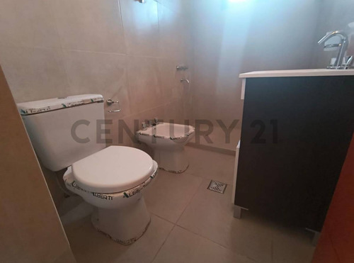 Casa En Venta Barrio Pinar Del Sol Vi
