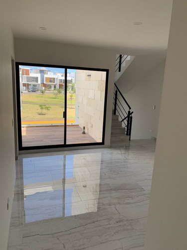 Imagen 23 de 26 de Se Renta Casa En La Condesa Juriquilla, 3 Recamaras, Roof Ga