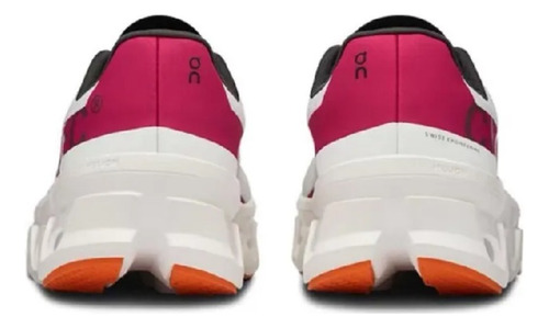 A//on En La Serie De Zapatillas For Correr A