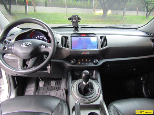 Kia Sportage 2.4 Revolution