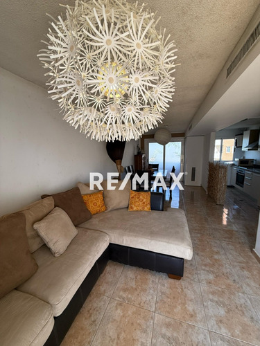 Apartamento En Playa El Ángel, Res. Los Cayos, Isla De Margarita Cod: 1347