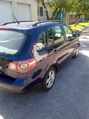 Volkswagen Suran 1.6 I Trendline 90b 2009
