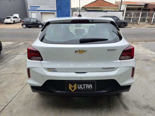 Chevrolet Onix HATCH PREM. 1.0 12V TB Flex 5p Aut.