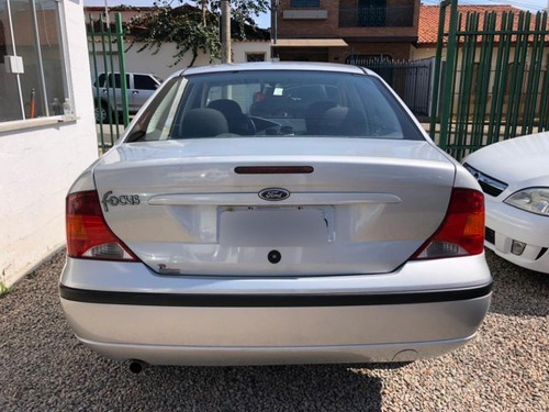 Imagem 3 de 5 de Focus Sedan 1.6 Glx Sedan 8v Gasolina 4p Manual