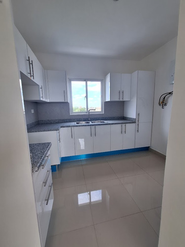 Residencial Cerrado De Aptos Listos Para Entrega En San Isidro De 2 Y 3 Hab Desde Rd$4.700