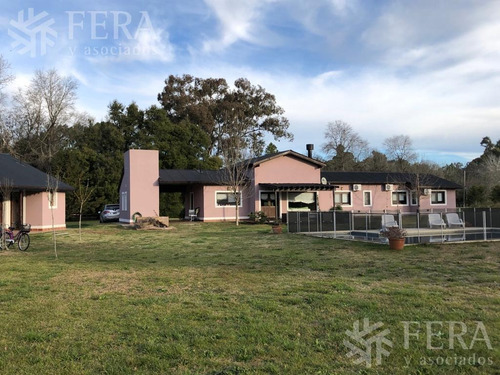 Imagen 18 de 21 de Venta De Casa De 4 Ambientes Con Cochera, Galeria, Quincho Y Piscina En Campos De Roca 1 (28792)