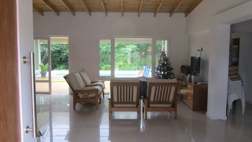 Casa Minimalista 4 Ambientes Con Piscina En Pinamar