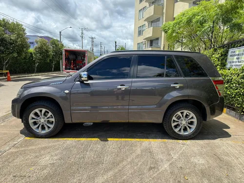 Suzuki Grand Vitara Sz GLX Mecánico 4x4 2019