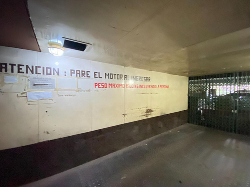 Imagen 4 de 9 de Cochera En Venta - Florida