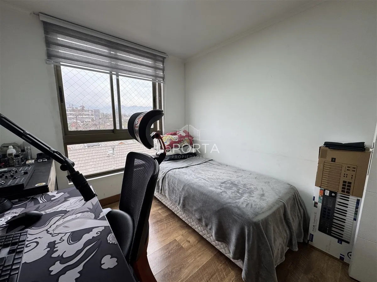 Imagen 4 de 21 de Departamento / 4 Dorm / 3 Baños / 2 Estac / Amplio/ Ñuñoa