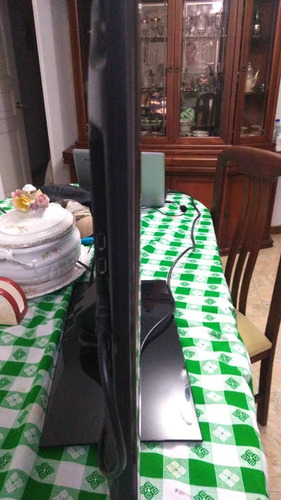 Imagen 9 de 10 de Tv Led Smart Tv LG 32 Pulgadas 32lv5500 Usado Para Reparar