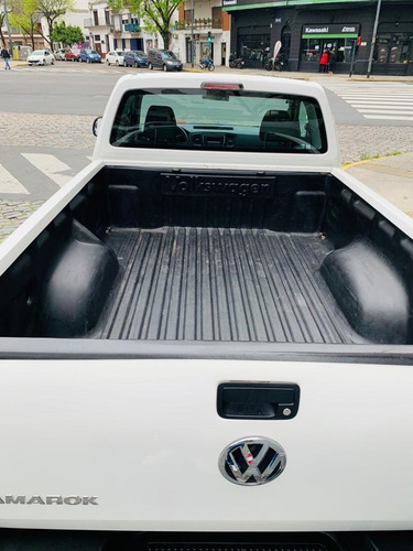 Imagen 4 de 12 de Volkswagen Amarok Cabina Simple Trendline 4x2 Escucho Oferta