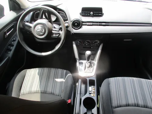 Mazda 2 1500cc At Aa