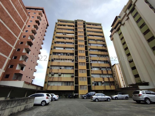 Imagen 1 de 14 de Oficina En Venta En Calicanto Macaray Aragua 22-26035 Irrr