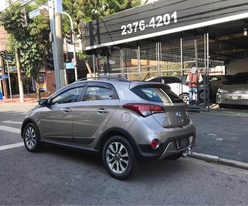 Imagem 6 de 15 de Hyundai Hb20x 1.6 16v Premium Flex 4p Automático 2017/2018