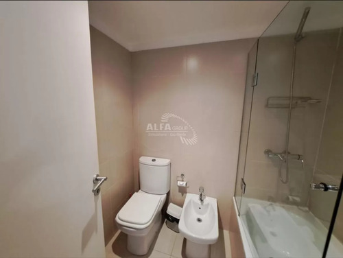 Apartamento De Dos Dormitorios En Venta En Punta Del Este